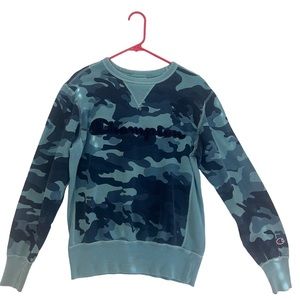 Blue Camo Champion Crewneck Size Small